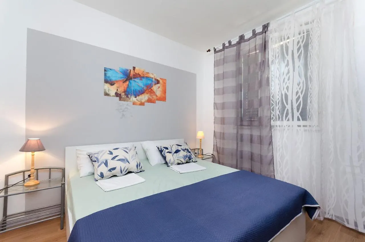 Apartments Vesna Supetarska Draga Croatia