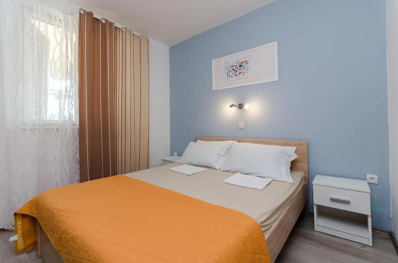 Apartments Vesna Supetarska Draga
